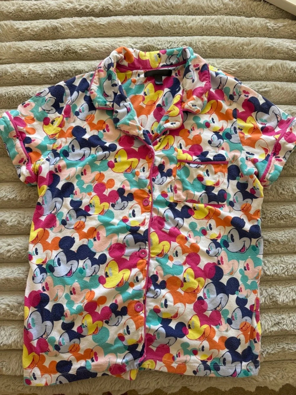 Disney Luxe Multicolor Mickey Print Pajama Set - Picture 5 of 6